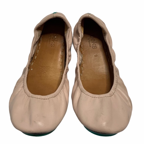 Tieks Shoes - Tieks Pink Leather Ballet Flats *reduced*